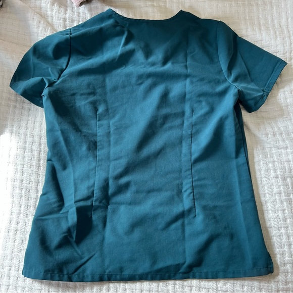 SOLD - Figs Caribbean Blue Scrub Set - Picture 4 of 9